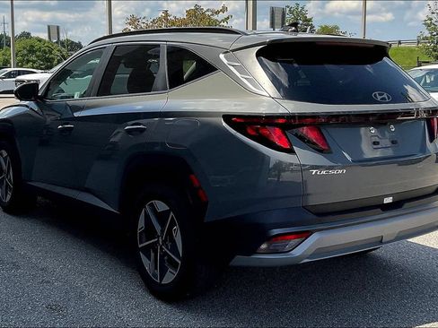 Used 2025 Hyundai Tucson SEL FWD image 4