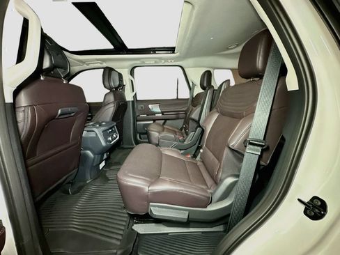 New 2027 Ford Expedition Platinum w/ Platinum Ultimate Package AWD/4WD image 27