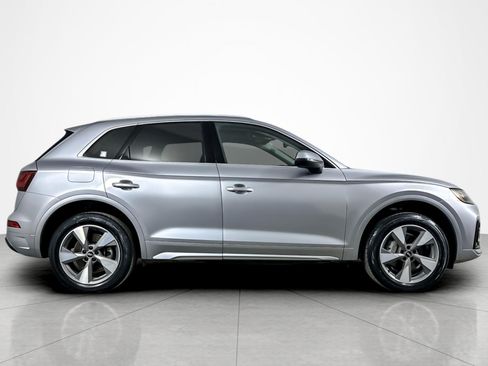 Used 2023 Audi Q5 2.0T Premium Plus w/ Premium Plus Package AWD/4WD image 6