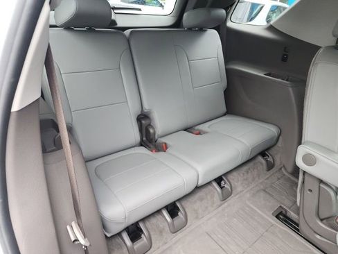 Used 2019 Chevrolet Traverse Premier w/ Driver Confidence II Package image 19