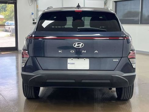 Used 2024 Hyundai Kona SEL AWD/4WD image 6