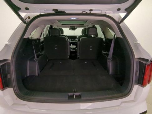 Used 2023 Kia Sorento SX FWD image 30