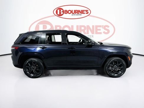 Used 2024 Jeep Grand Cherokee Limited 4xe AWD/4WD image 13