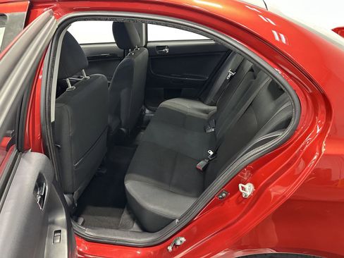 Used 2016 Mitsubishi Lancer ES image 21
