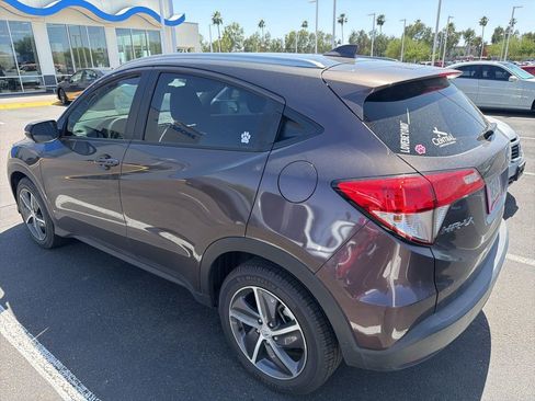 Used 2021 Honda HR-V EX image 9