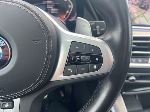 Used 2022 BMW X5 M50i image 12