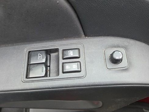 Used 2022 Nissan Frontier SV AWD/4WD image 16