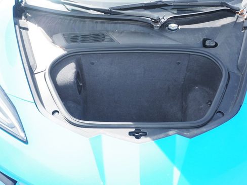 Used 2023 Chevrolet Corvette Stingray Premium Cpe w/ Z51 Performance Package RWD image 12