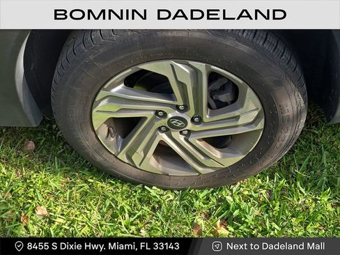 Used 2022 Hyundai Santa Fe SEL w/ Cargo Package image 5