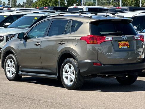 Used 2014 Toyota RAV4 XLE FWD image 6