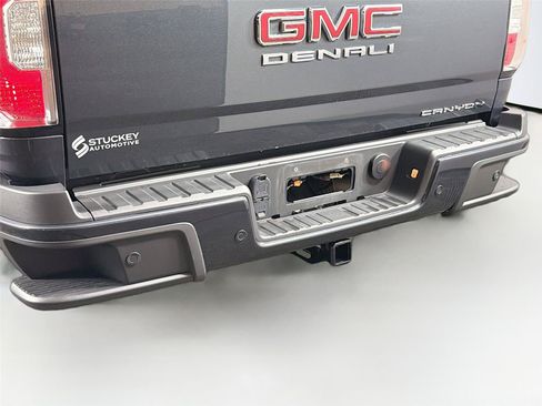 Used 2022 GMC Canyon Denali AWD/4WD image 39