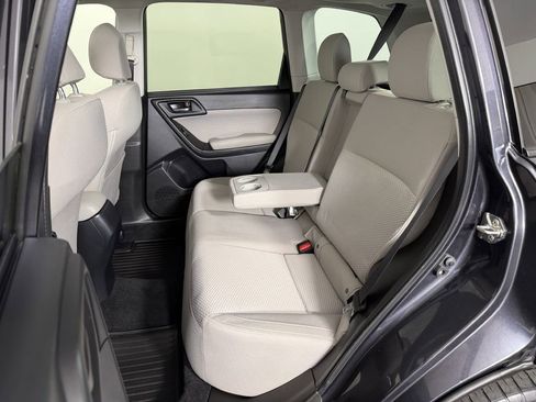 Used 2017 Subaru Forester 2.5i Premium w/ All-Weather Package AWD/4WD image 16