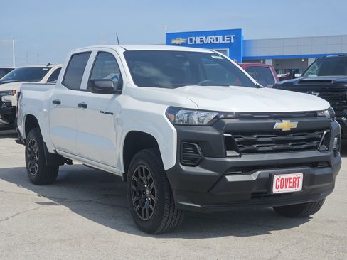 New 2026 Chevrolet Colorado W/T w/ WT Custom Package RWD image 2