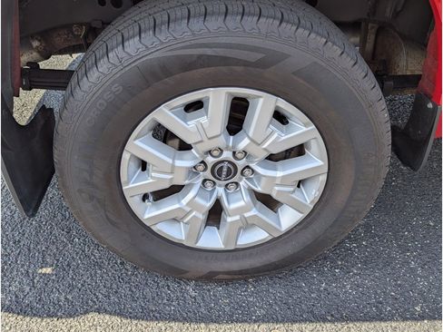 Used 2023 Nissan Frontier SV AWD/4WD image 20