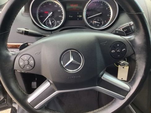 Used 2012 Mercedes-Benz GL 450 4MATIC image 36