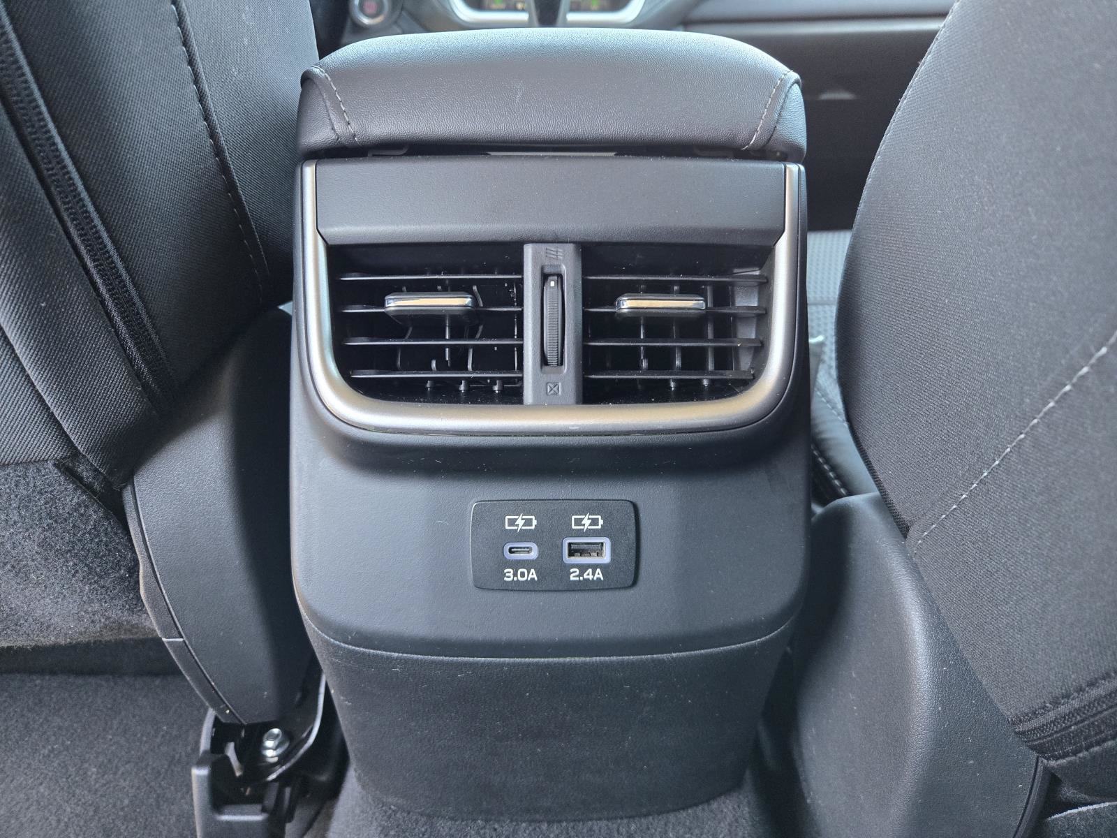Used 2025 Subaru Outback Premium AWD/4WD image 27