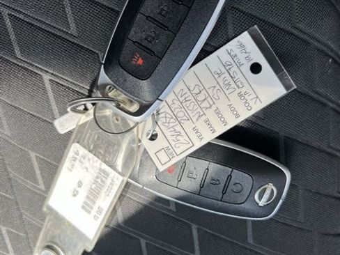 Used 2023 Nissan Kicks SV image 15