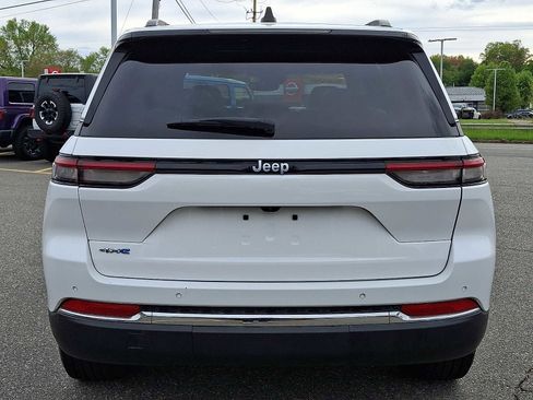 Used 2024 Jeep Grand Cherokee Limited 4xe AWD/4WD image 5