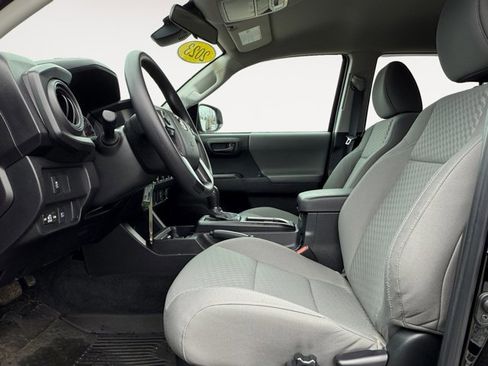 Used 2023 Toyota Tacoma SR image 9