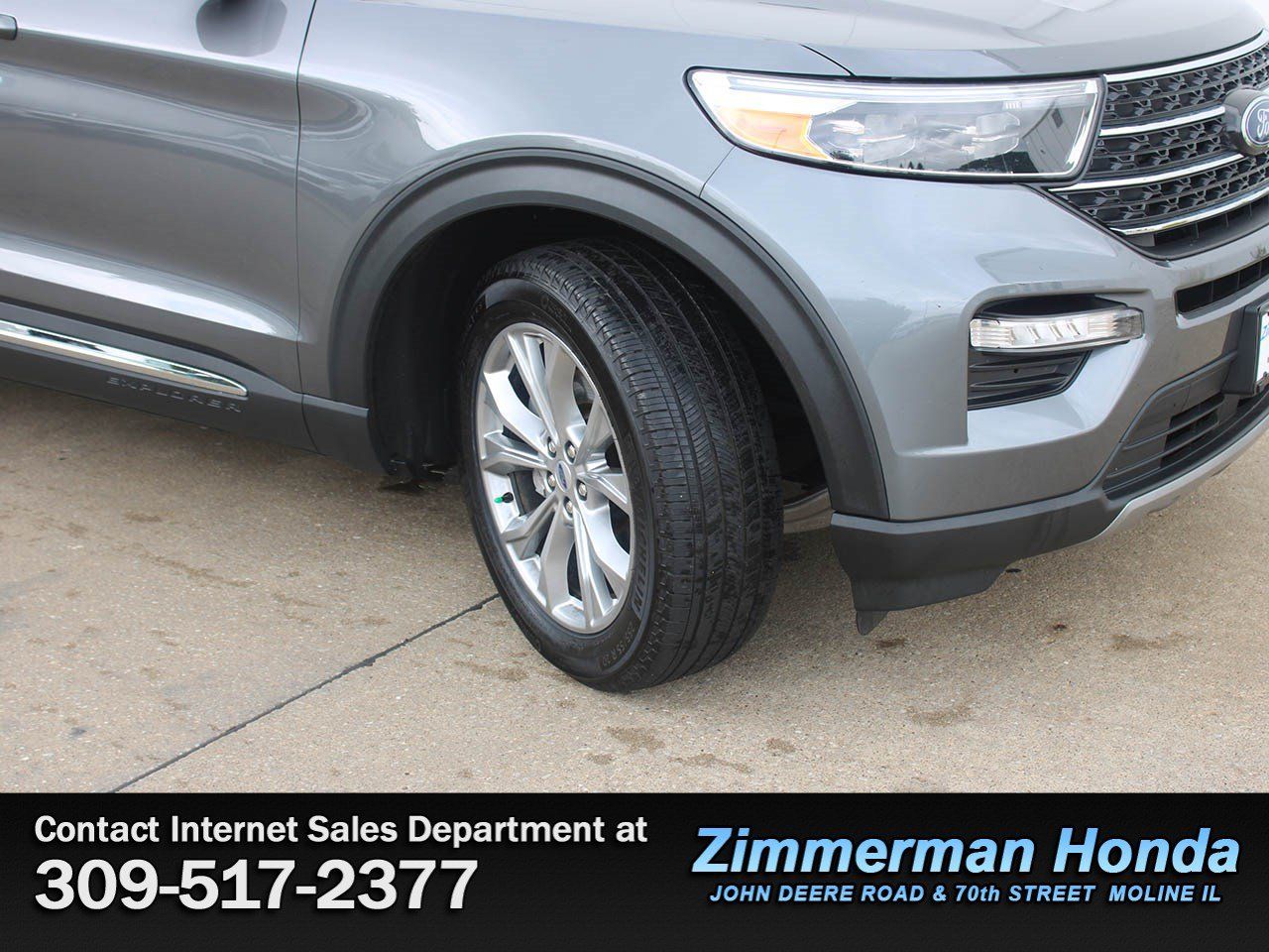 Used 2023 Ford Explorer XLT w/ Equipment Group 202A AWD/4WD image 21