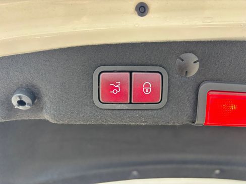 Used 2017 Mercedes-Benz C 300 Sedan image 18