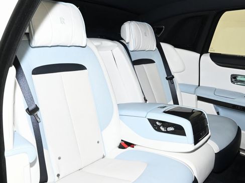 Used 2023 Rolls-Royce Ghost Black Badge w/ Black Badge Ghost Package image 19