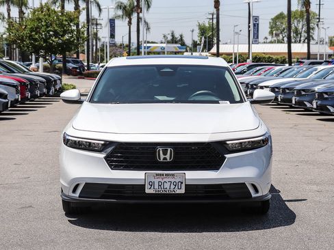 Used 2024 Honda Accord EX image 2