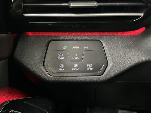 Used 2021 Volkswagen ID.4 Pro S image 25