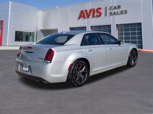 Used 2023 Chrysler 300 S image 6