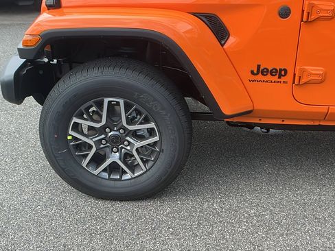 New 2025 Jeep Wrangler Sahara w/ Safety Group image 12