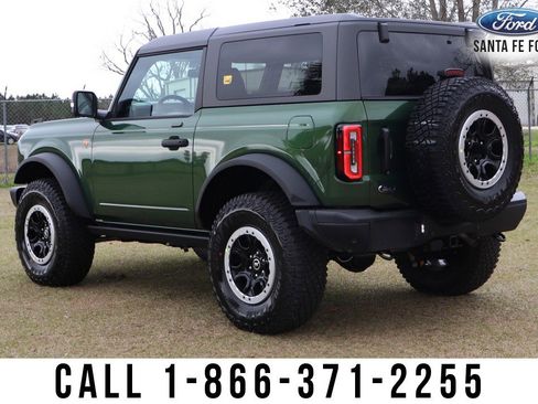 New 2023 Ford Bronco Badlands image 6