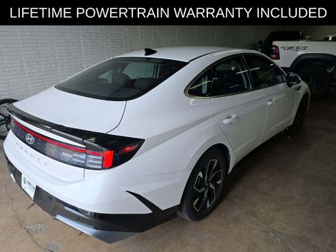 Used 2024 Hyundai Sonata SEL FWD image 4