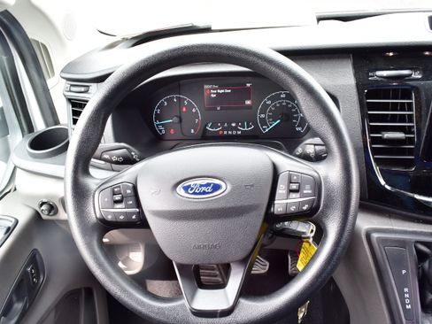 Used 2023 Ford Transit 350 XLT RWD image 9