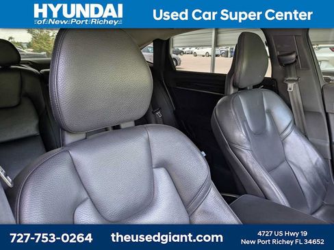 Used 2018 Volvo S90 T5 Momentum w/ Convenience Package AWD/4WD image 6