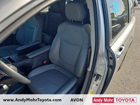 Used 2022 Toyota Sienna XLE AWD/4WD image 10