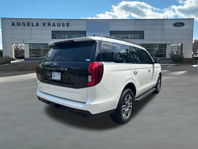 New 2026 Ford Expedition Active RWD image 8