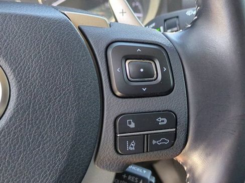 Used 2020 Lexus IS 300 w/ Navigation Package RWD image 18