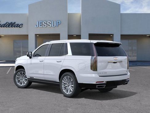 New 2026 Cadillac Escalade Luxury image 3