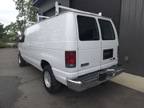 Used 2013 Ford E-250 and Econoline 250 w/ Commercial Cargo Van Pkg RWD image 3
