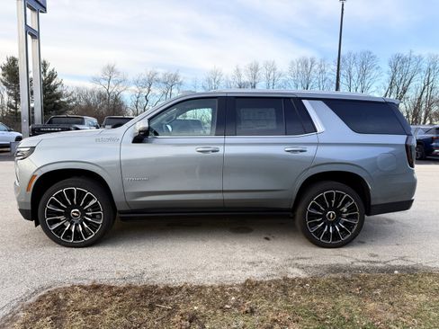 New 2025 Chevrolet Tahoe High Country AWD/4WD image 2