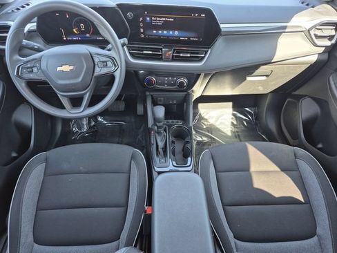 Used 2025 Chevrolet TrailBlazer LT AWD/4WD image 20
