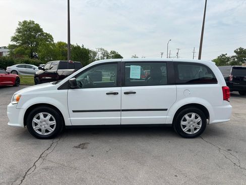 Used 2014 Dodge Grand Caravan American Value Package FWD image 6