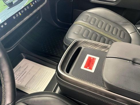 Used 2022 Rivian R1S Launch Edition AWD/4WD image 17