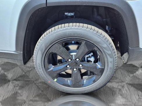 New 2026 Jeep Grand Cherokee L Limited AWD/4WD image 20
