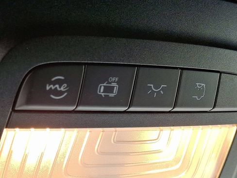 Used 2025 Mercedes-Benz Sprinter 2500 image 25