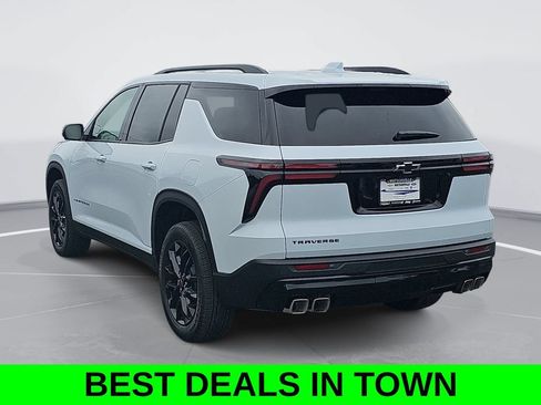New 2026 Chevrolet Traverse LT w/ Midnight/Sport Edition FWD image 5