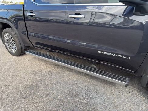 Used 2023 GMC Sierra 1500 Denali Ultimate image 8