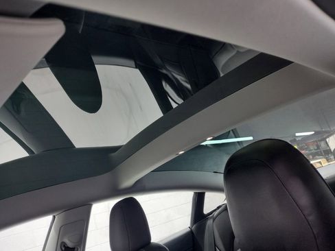 Used 2023 Tesla Model 3 Standard Range image 20