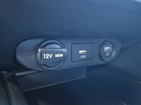 Used 2023 Hyundai Elantra SEL w/ Cargo Package FWD image 34