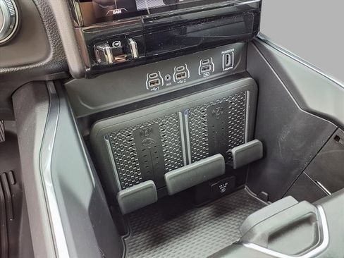 New 2026 RAM 1500 Laramie w/ Night Edition image 7